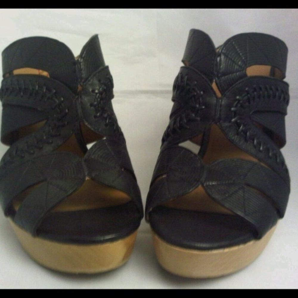 DKNY New Auth BLACK Calf Sandal SZ 8 $259